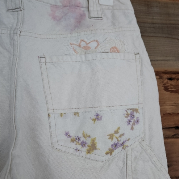 Free People Patchwork & Embroidered Love Alive High Rise Boyfriend Jean Size 29 - Picture 6 of 7